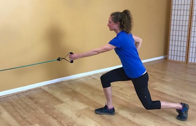 CORE CORNER – Step Back Lunge with Single Arm Row